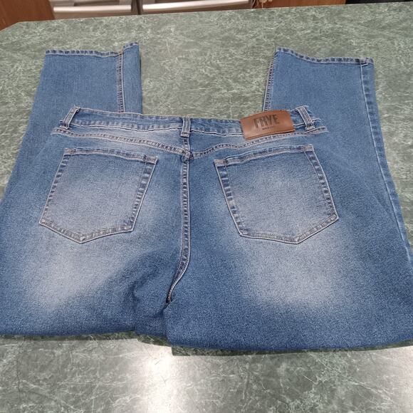 FRYE Medium wash blue denim high rise straight leg Distressed jeans size 12/31 - Picture 12 of 12